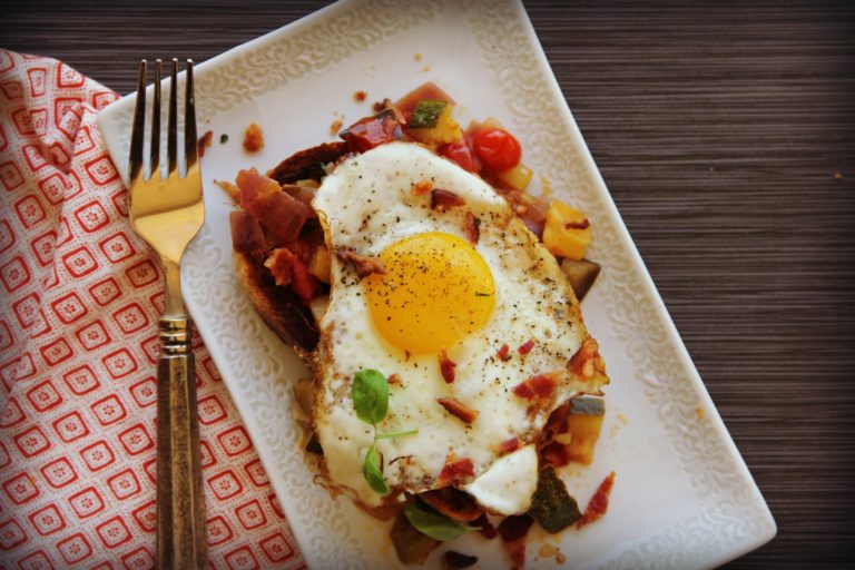 I will eat this here and there… Ratatouille Toast with Fried Egg